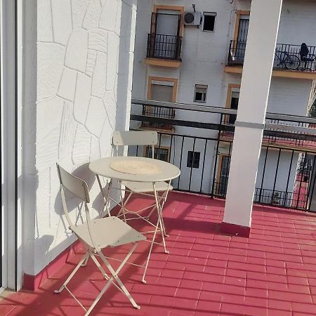 La Casa De Leon Xiii.Terraza Privada. Parejas Apartment Seville Luaran gambar